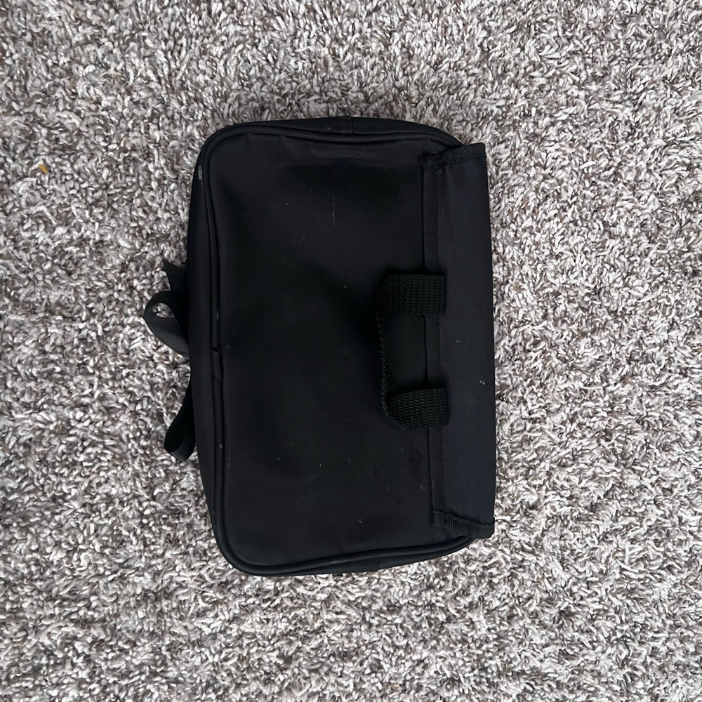 Makeup bag - Picture 2 of 7